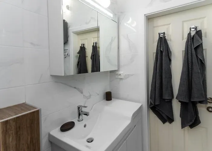 Galia In Center * Μπουργκάς