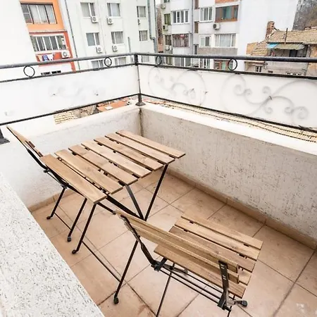 Galia In Center Apartment